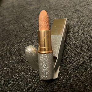 Mac Cosmetics Mariah Carey Bit Of Bubly Lipstick